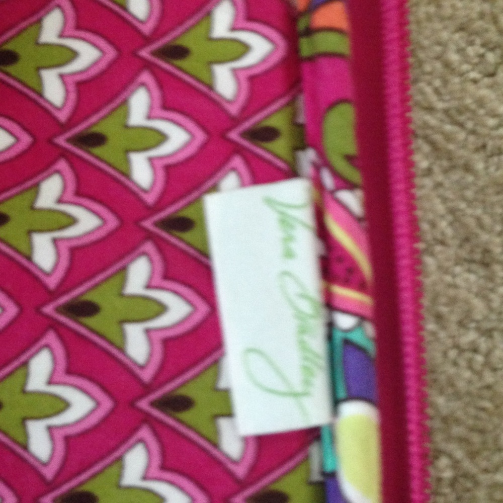 Vera Bradley pink swirls laptop bag